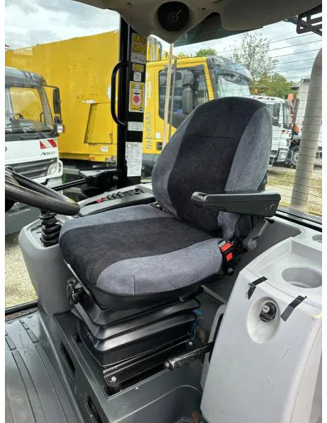 Hjullastare Caterpillar 908 M Klappschaufel+Pal.gabel Schnellwechsl. 908 M 4x4 Klappschaufel+Pal.gabel Schnellwechsl.: bild 9 Hjullastare Caterpillar 908 M Klappschaufel+Pal.gabel Schnellwechsl. 908 M 4x4 Klappschaufel+Pal.gabel Schnellwechsl.: bild 9