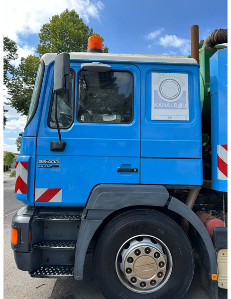 MAN 26.403 F2000 Silent 6x2 Kanalreiniger Saug - und Spülwagen - selbstfahrende Arbeitsmaschine mit Wiedemann Super 3000 Aufbau - Sugbil: bild 4 MAN 26.403 F2000 Silent 6x2 Kanalreiniger Saug - und Spülwagen - selbstfahrende Arbeitsmaschine mit Wiedemann Super 3000 Aufbau - Sugbil: bild 4