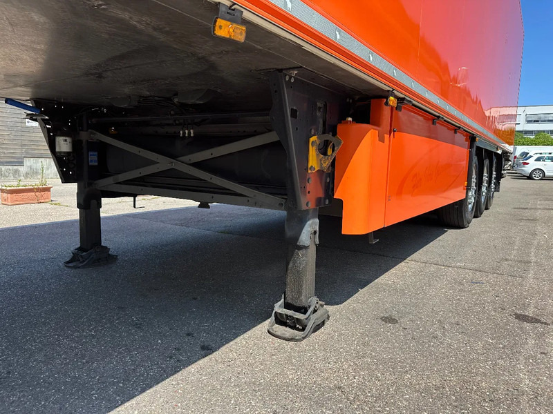 Kyl/ Frys semitrailer Schmitz Cargobull 3 x T-Kühl SLX*Spectrum*Bi-Temp*Doppelst.*LENK*LBW*blumenbreit*PHARMA: bild 15 Kyl/ Frys semitrailer Schmitz Cargobull 3 x T-Kühl SLX*Spectrum*Bi-Temp*Doppelst.*LENK*LBW*blumenbreit*PHARMA: bild 15