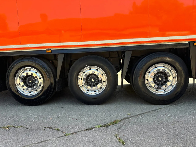 Kyl/ Frys semitrailer Schmitz Cargobull 3 x T-Kühl SLX*Spectrum*Bi-Temp*Doppelst.*LENK*LBW*blumenbreit*PHARMA: bild 14 Kyl/ Frys semitrailer Schmitz Cargobull 3 x T-Kühl SLX*Spectrum*Bi-Temp*Doppelst.*LENK*LBW*blumenbreit*PHARMA: bild 14