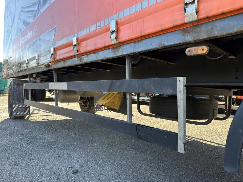 Ny Kapellsläp Schwarzmüller PA/2E Planenanhänger Tautliner PA/2E Planenanhänger*2-Achs*Tautliner*EDSCHA: bild 14 Ny Kapellsläp Schwarzmüller PA/2E Planenanhänger Tautliner PA/2E Planenanhänger*2-Achs*Tautliner*EDSCHA: bild 14