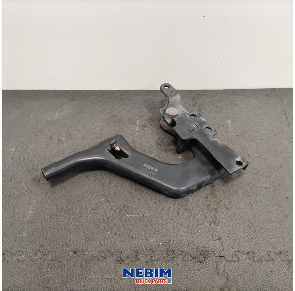 Volvo Volvo - 84104144 - Treeplank scharnier FH4 rechts - Reservdelar för Lastbil: bild 1 Volvo Volvo - 84104144 - Treeplank scharnier FH4 rechts - Reservdelar för Lastbil: bild 1