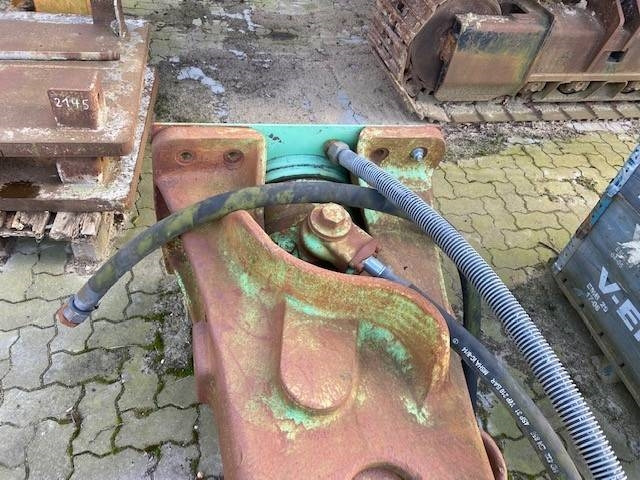 MONTABERT BRV 43 - Hydraulisk hammare för Byggmaskiner: bild 4 MONTABERT BRV 43 - Hydraulisk hammare för Byggmaskiner: bild 4