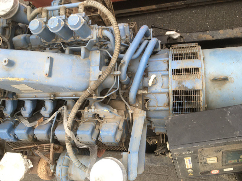 MTU LEROY-SOMER 49.1L9A C6/4 GENERATOR 825 KVA USED - Elgenerator: bild 3 MTU LEROY-SOMER 49.1L9A C6/4 GENERATOR 825 KVA USED - Elgenerator: bild 3