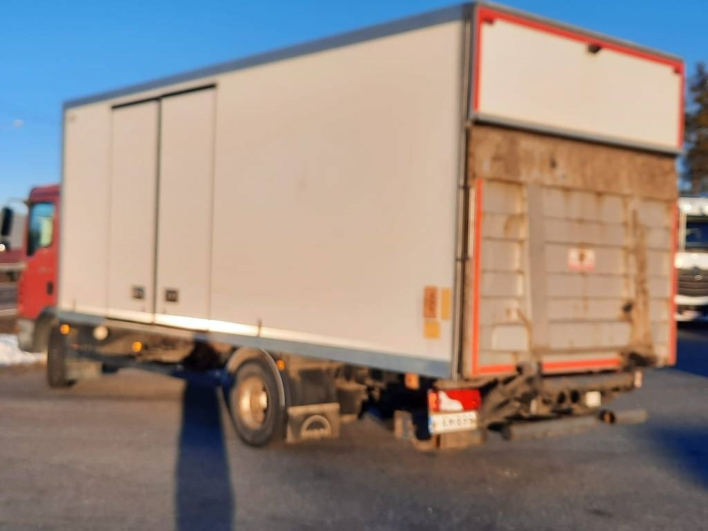 MAN TGL 12.220 - Lastbil med skåp: bild 4 MAN TGL 12.220 - Lastbil med skåp: bild 4