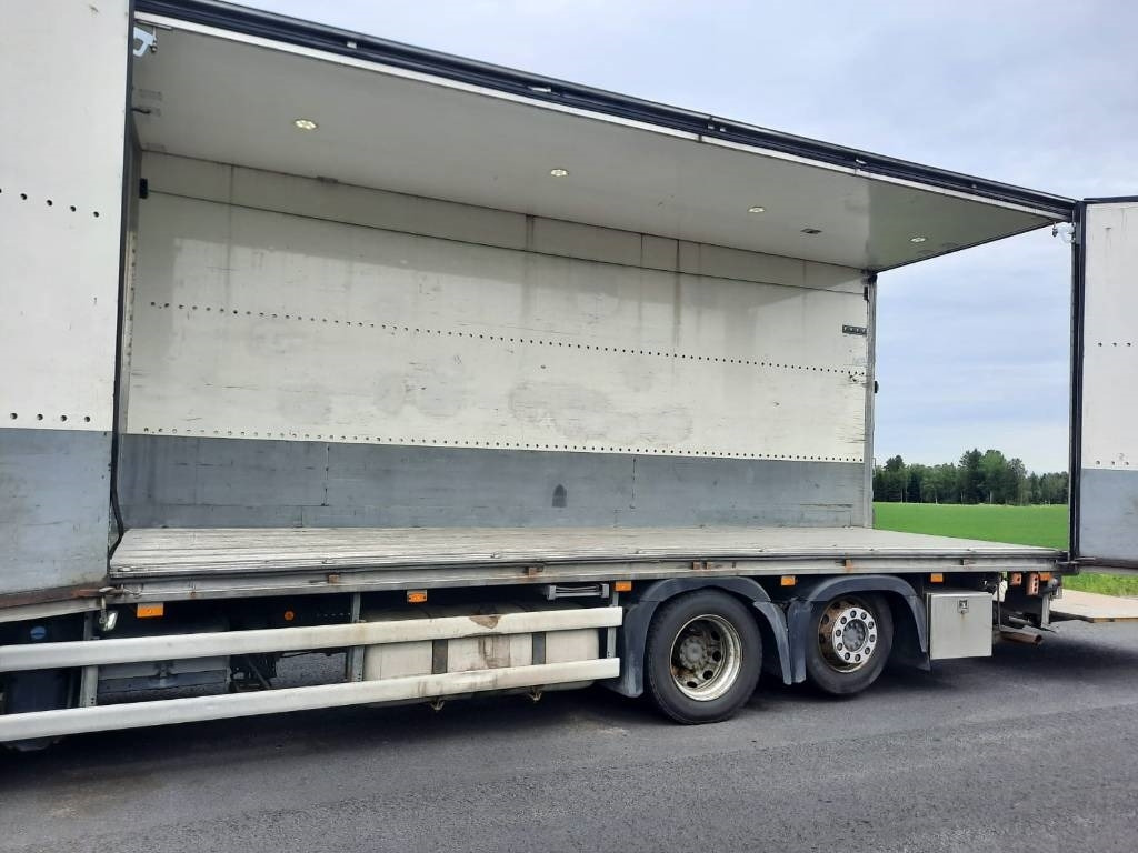 Mercedes-Benz Actros 2551 - Lastbil med skåp: bild 5 Mercedes-Benz Actros 2551 - Lastbil med skåp: bild 5