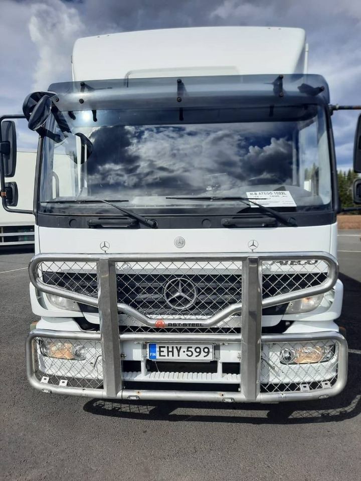 Mercedes-Benz Atego 1022 - Lastbil med skåp: bild 3 Mercedes-Benz Atego 1022 - Lastbil med skåp: bild 3
