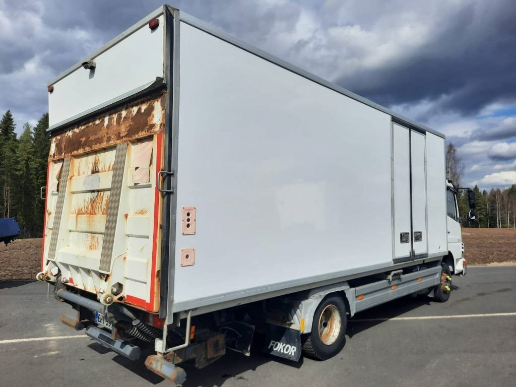 Mercedes-Benz Atego 1022 - Lastbil med skåp: bild 5 Mercedes-Benz Atego 1022 - Lastbil med skåp: bild 5