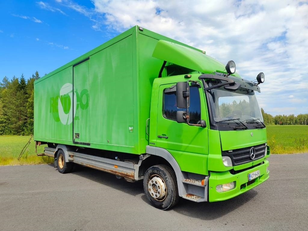 Mercedes-Benz Atego 1224 - Lastbil med skåp: bild 2 Mercedes-Benz Atego 1224 - Lastbil med skåp: bild 2