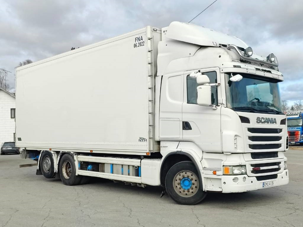Scania R-500 6x2 4900 - Lastbil med skåp: bild 2 Scania R-500 6x2 4900 - Lastbil med skåp: bild 2