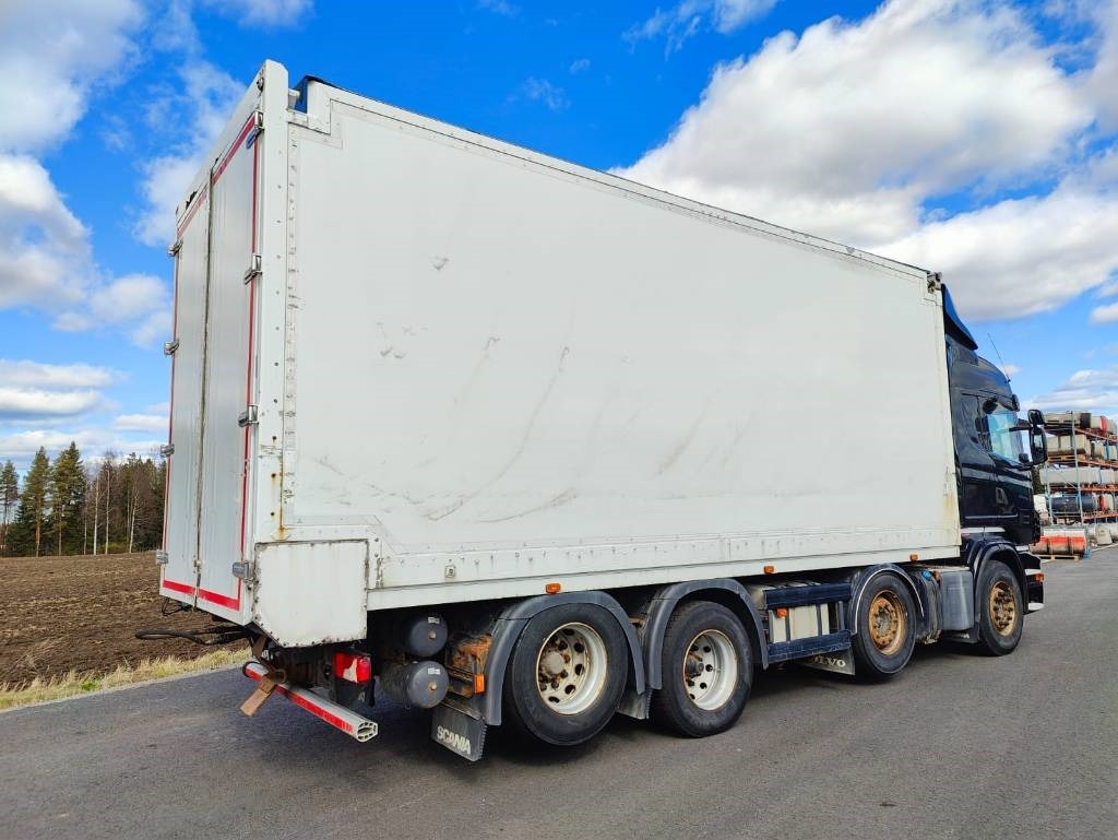 Scania R 500 8x2 4700 - Lastbil med skåp: bild 4 Scania R 500 8x2 4700 - Lastbil med skåp: bild 4
