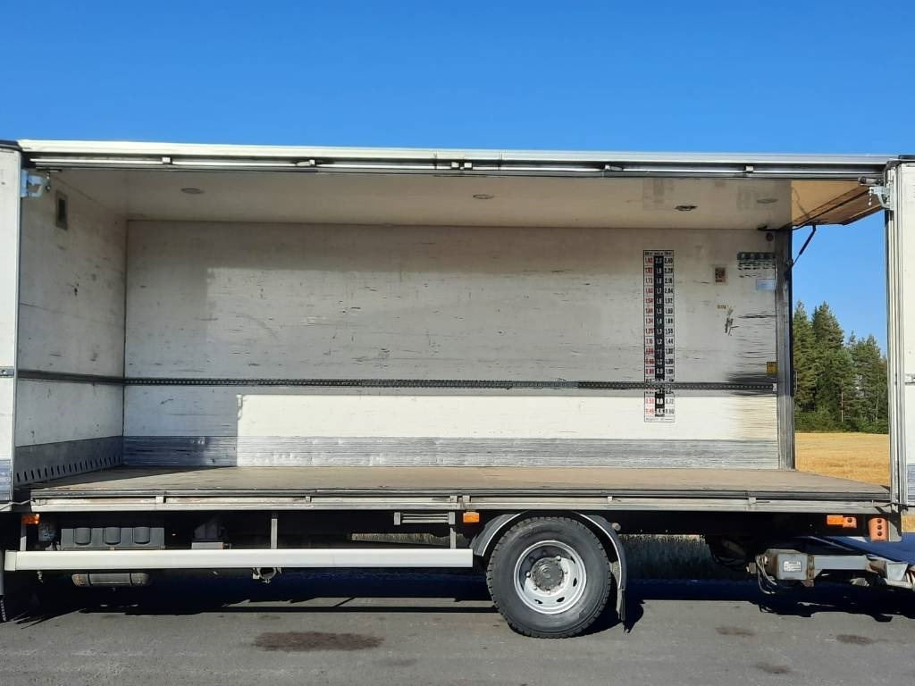 Volvo FL 240  - Lastbil med skåp: bild 5 Volvo FL 240  - Lastbil med skåp: bild 5