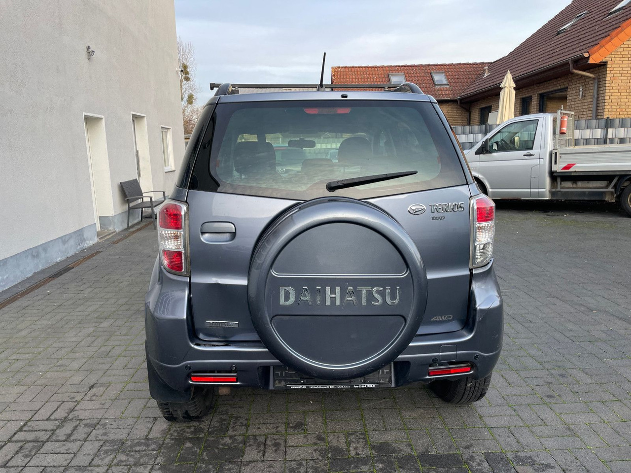 Daihatsu Terios 1.5i 4WD Top Unfall - SUV: bild 4 Daihatsu Terios 1.5i 4WD Top Unfall - SUV: bild 4