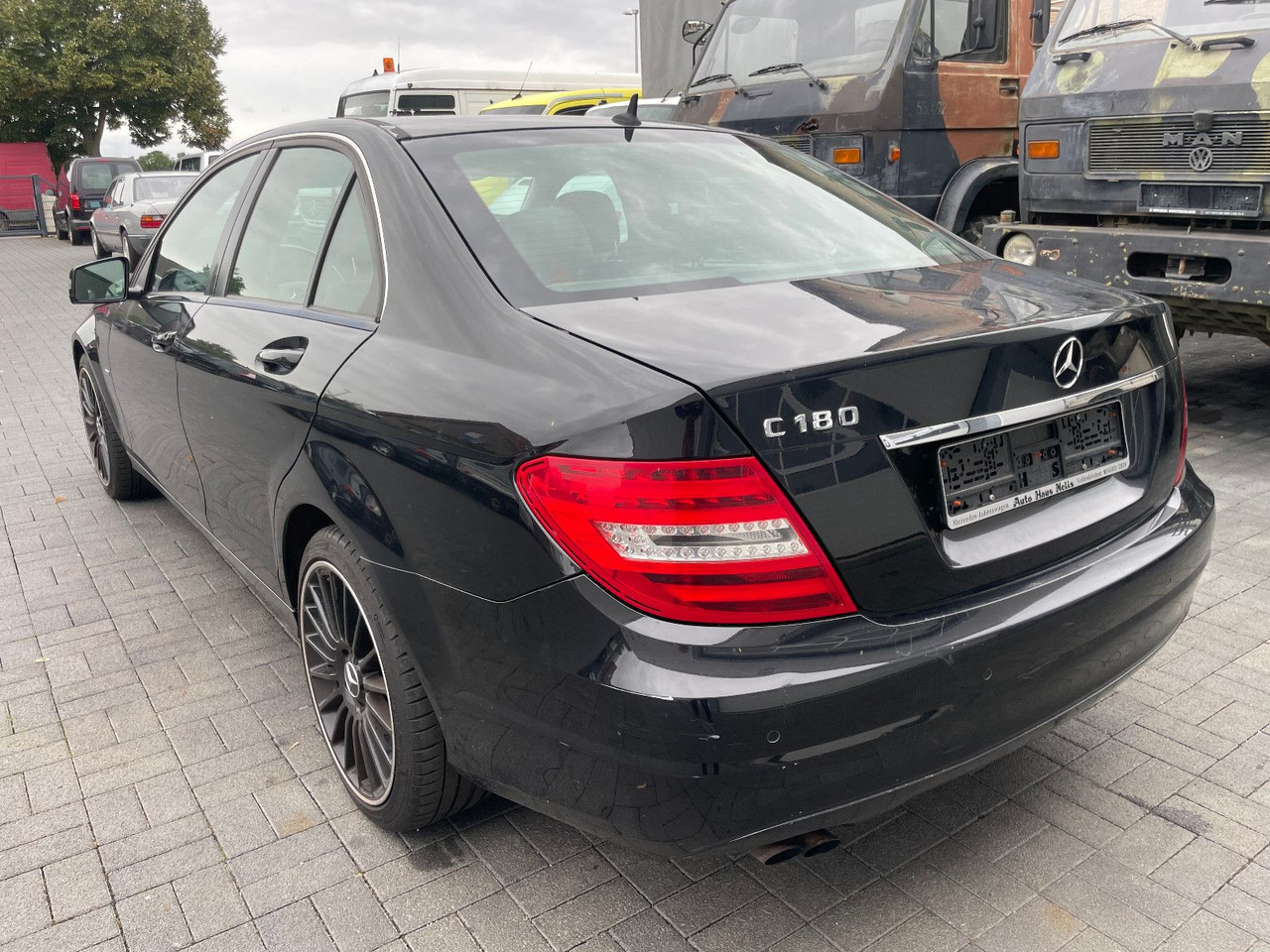 Mercedes-Benz C 180 C -Klasse Lim. C 180 CGI BlueEfficiency - Sedan: bild 4 Mercedes-Benz C 180 C -Klasse Lim. C 180 CGI BlueEfficiency - Sedan: bild 4