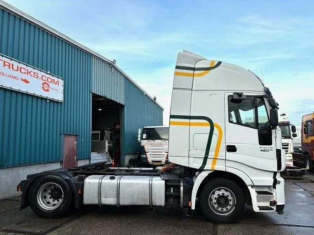 Iveco Stralis 440.42 /TP HIGH-WAY (EURO 6 / AUTOMATIC GEARBOX / 2x TANK / FRIDGE / AIRCONDITIONING / ETC.) - Dragbil: bild 4 Iveco Stralis 440.42 /TP HIGH-WAY (EURO 6 / AUTOMATIC GEARBOX / 2x TANK / FRIDGE / AIRCONDITIONING / ETC.) - Dragbil: bild 4