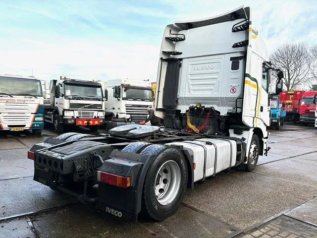 Iveco Stralis 440.42 /TP HIGH-WAY (EURO 6 / AUTOMATIC GEARBOX / 2x TANK / FRIDGE / AIRCONDITIONING / ETC.) - Dragbil: bild 3 Iveco Stralis 440.42 /TP HIGH-WAY (EURO 6 / AUTOMATIC GEARBOX / 2x TANK / FRIDGE / AIRCONDITIONING / ETC.) - Dragbil: bild 3