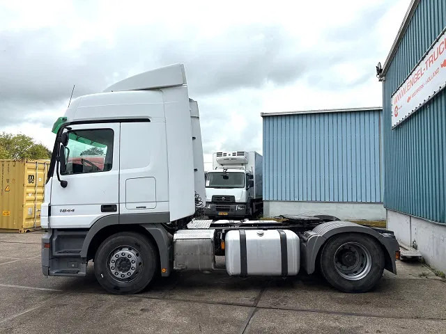 Mercedes-Benz Actros 1844 LS (MP2) (TELLIGENT AUTOMATIC / AIRCONDITIONING / 2x DIESELTANK / EURO 5) - Dragbil: bild 5 Mercedes-Benz Actros 1844 LS (MP2) (TELLIGENT AUTOMATIC / AIRCONDITIONING / 2x DIESELTANK / EURO 5) - Dragbil: bild 5