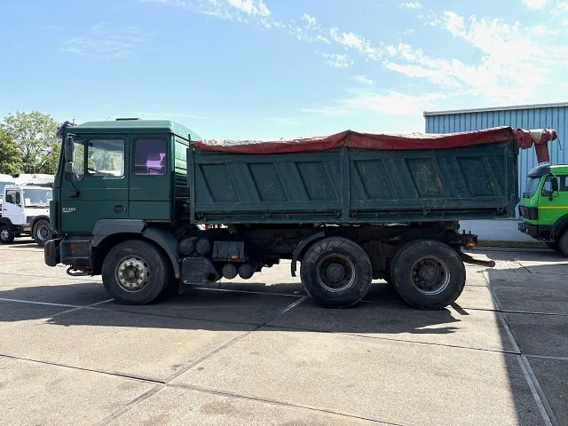 MAN 26.463 DF 6x4 MEILLER KIPPER (ZF16 MANUAL GEARBOX / ZF-INTARDER / FULL STEEL SUSPENSION / REDUCTION AXLES) - Tippbil lastbil: bild 5 MAN 26.463 DF 6x4 MEILLER KIPPER (ZF16 MANUAL GEARBOX / ZF-INTARDER / FULL STEEL SUSPENSION / REDUCTION AXLES) - Tippbil lastbil: bild 5