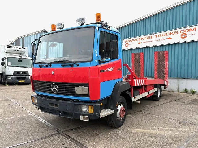 Mercedes-Benz LK 814 RECOVERY TRUCK / CAR-MACHINE TRANSPORTER (6-CILINDER / MANUAL GEARBOX / FULL STEEL SUSPENSION / WINCH / HYDRAULIC RAMPS) - Biltransportbil lastbil: bild 1 Mercedes-Benz LK 814 RECOVERY TRUCK / CAR-MACHINE TRANSPORTER (6-CILINDER / MANUAL GEARBOX / FULL STEEL SUSPENSION / WINCH / HYDRAULIC RAMPS) - Biltransportbil lastbil: bild 1