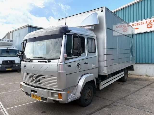 Mercedes-Benz LK 817 (6-CILINDER) ORIGINAL DUTCH TRUCK WITH CLOSED BOX (MANUAL GEARBOX / FULL STEEL SUSPENSION) - Lastbil med skåp: bild 1 Mercedes-Benz LK 817 (6-CILINDER) ORIGINAL DUTCH TRUCK WITH CLOSED BOX (MANUAL GEARBOX / FULL STEEL SUSPENSION) - Lastbil med skåp: bild 1