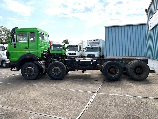Mercedes-Benz SK 3335K 8x4 FULL STEEL CHASSIS (ZF16 MANUAL GEARBOX / RETARDER / FULL STEEL SUSPENSION / REDUCTION AXLES) - Chassi lastbil: bild 5 Mercedes-Benz SK 3335K 8x4 FULL STEEL CHASSIS (ZF16 MANUAL GEARBOX / RETARDER / FULL STEEL SUSPENSION / REDUCTION AXLES) - Chassi lastbil: bild 5