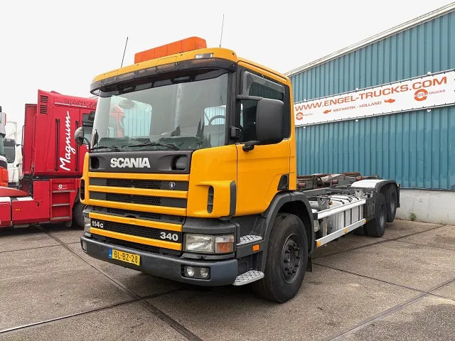 Scania P114-340 6x2 WITH MULTILIFT CONTAINERSYSTEM ONLY 80.500 KM!! ORIGINAL (10 TIRES / FULL STEEL SUSPENSION / 12 GEARS MANUAL GEARBO - Containerbil/ Växelflak lastbil: bild 1 Scania P114-340 6x2 WITH MULTILIFT CONTAINERSYSTEM ONLY 80.500 KM!! ORIGINAL (10 TIRES / FULL STEEL SUSPENSION / 12 GEARS MANUAL GEARBO - Containerbil/ Växelflak lastbil: bild 1