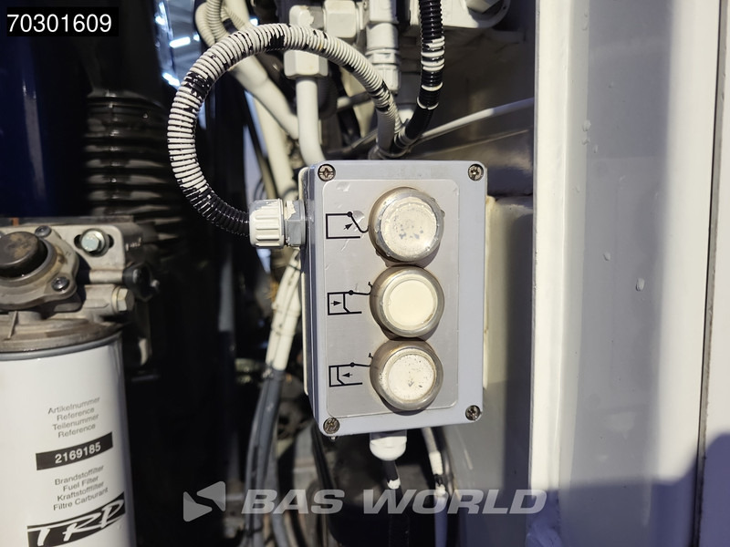 DAF CF75.250 6X2 Haller Zoeller X2C.21M. 02301 Steering axle Automatic Euro 5 - Sopbil: bild 5 DAF CF75.250 6X2 Haller Zoeller X2C.21M. 02301 Steering axle Automatic Euro 5 - Sopbil: bild 5