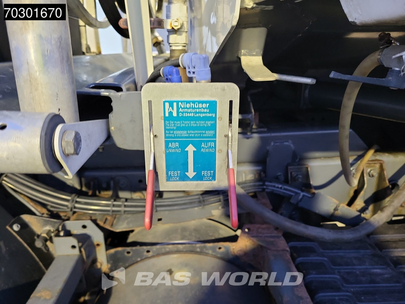 DAF CF75.310 4X2 13500 Lohr tanker 2 compartments ADR Manual Euro 3 - Tankbil: bild 5 DAF CF75.310 4X2 13500 Lohr tanker 2 compartments ADR Manual Euro 3 - Tankbil: bild 5