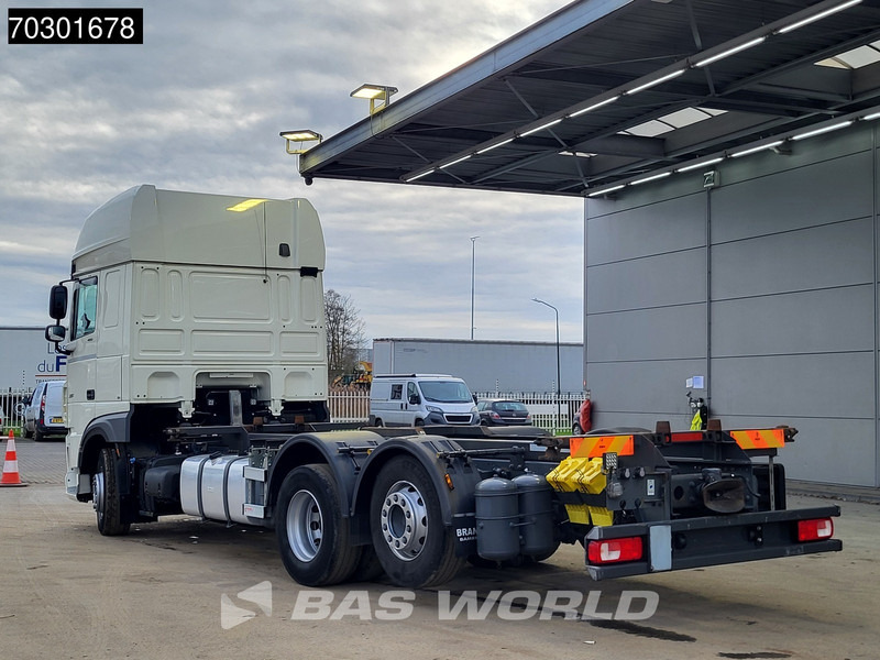 DAF XF 480 6X2 FAN Retarder Lift+Steering Axle Full Air Euro 6 - Containerbil/ Växelflak lastbil: bild 2 DAF XF 480 6X2 FAN Retarder Lift+Steering Axle Full Air Euro 6 - Containerbil/ Växelflak lastbil: bild 2
