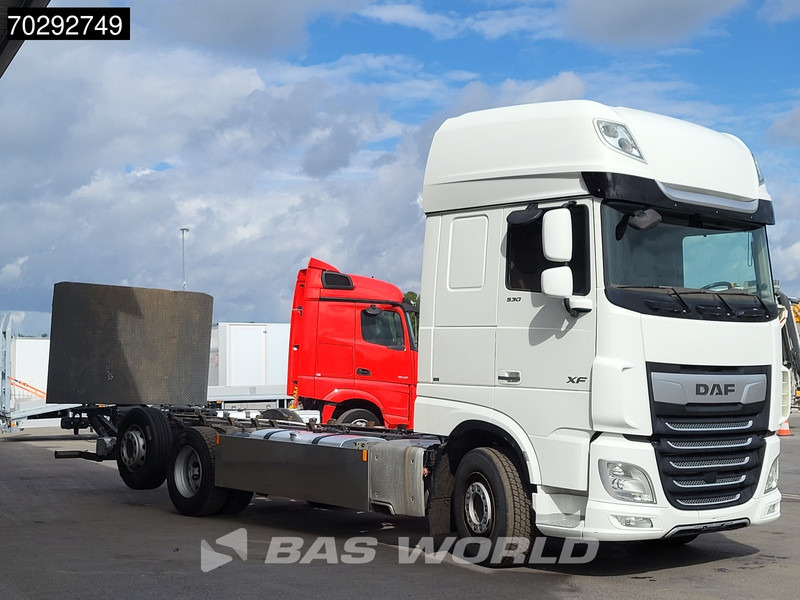 DAF XF 530 XF 6X2 2000kg Ladebordwand Lift+Steering-Axle Navi ACC Euro 6 - Chassi lastbil: bild 3 DAF XF 530 XF 6X2 2000kg Ladebordwand Lift+Steering-Axle Navi ACC Euro 6 - Chassi lastbil: bild 3