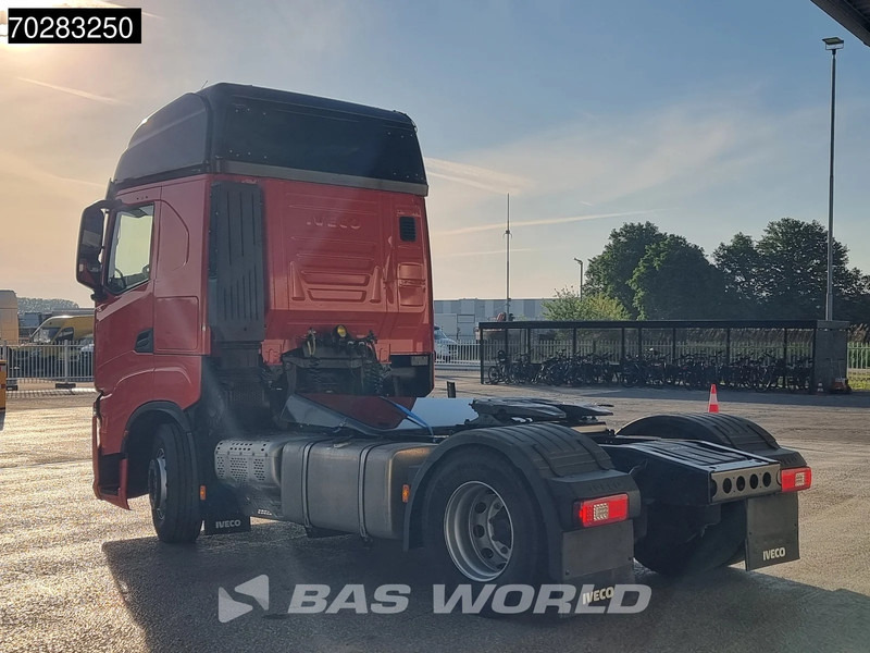 Iveco S-Way 490 4X2 DAMAGED! chassis bent 2x Tanks LED Navi Euro 6 - Dragbil: bild 2 Iveco S-Way 490 4X2 DAMAGED! chassis bent 2x Tanks LED Navi Euro 6 - Dragbil: bild 2