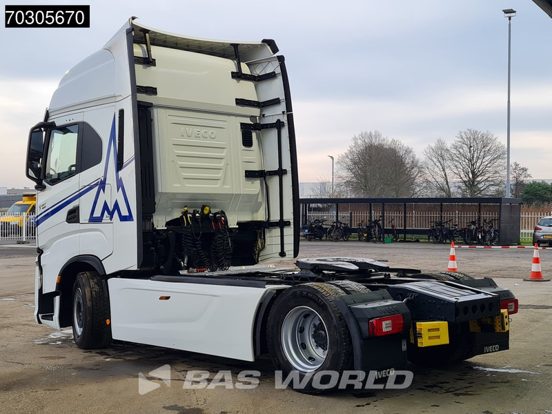 Iveco S-Way 490 4X2 Retarder 2xTanks Navi - Dragbil: bild 2 Iveco S-Way 490 4X2 Retarder 2xTanks Navi - Dragbil: bild 2