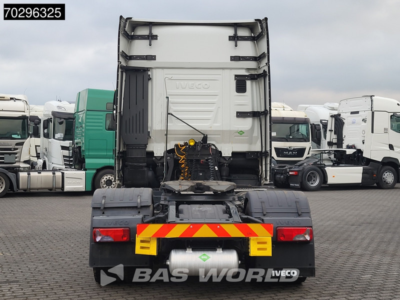 Iveco S-Way S-Way 4X2 LNG Retarder 2X Tanks - Dragbil: bild 3 Iveco S-Way S-Way 4X2 LNG Retarder 2X Tanks - Dragbil: bild 3