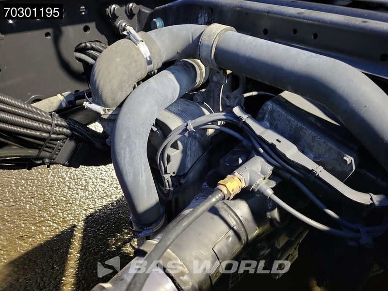 Dragbil MAN TGX 18.500 4X2 XLX Retarder 2xTanks: bild 9 Dragbil MAN TGX 18.500 4X2 XLX Retarder 2xTanks: bild 9