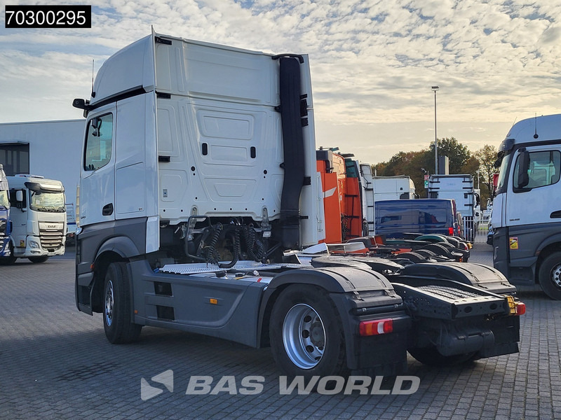 Mercedes-Benz Actros 1845 4X2 GigaSpace Retarder MirrorCam Navi Euro 6 - Dragbil: bild 2 Mercedes-Benz Actros 1845 4X2 GigaSpace Retarder MirrorCam Navi Euro 6 - Dragbil: bild 2