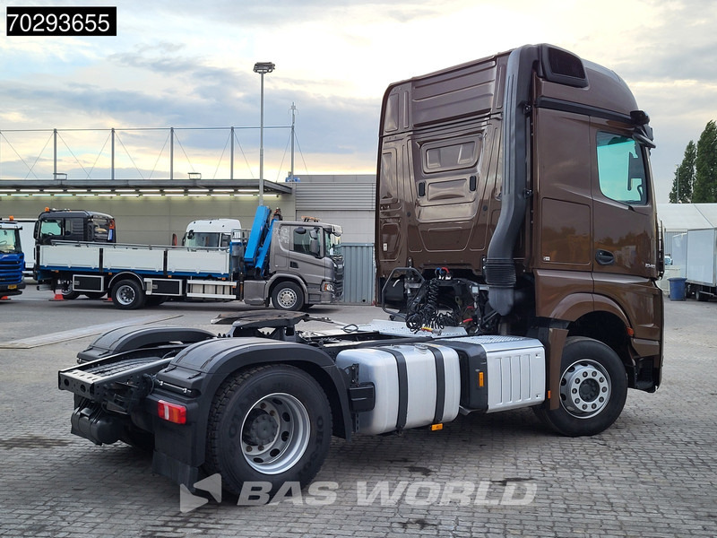Mercedes-Benz Actros 1848 4X2 BigSpace Retarder 2x Tanks ACC Standklima MirrorCam Euro 6 - Dragbil: bild 5 Mercedes-Benz Actros 1848 4X2 BigSpace Retarder 2x Tanks ACC Standklima MirrorCam Euro 6 - Dragbil: bild 5