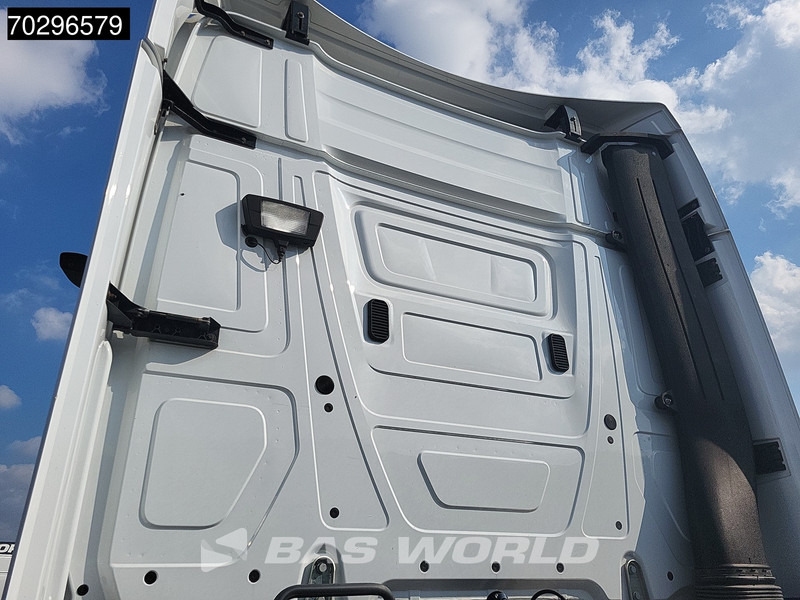 Mercedes-Benz Actros 1848 4X2 BigSpace Retarder Standklima MirrorCam ACC Xenon Euro 6 - Dragbil: bild 3 Mercedes-Benz Actros 1848 4X2 BigSpace Retarder Standklima MirrorCam ACC Xenon Euro 6 - Dragbil: bild 3