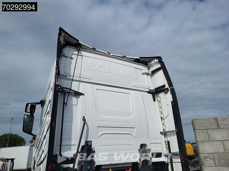 Scania S520 S 4X2 Retarder Full-Air 2x Tanks Leder Standklima Navi ACC LED Euro 6 - Dragbil: bild 5 Scania S520 S 4X2 Retarder Full-Air 2x Tanks Leder Standklima Navi ACC LED Euro 6 - Dragbil: bild 5