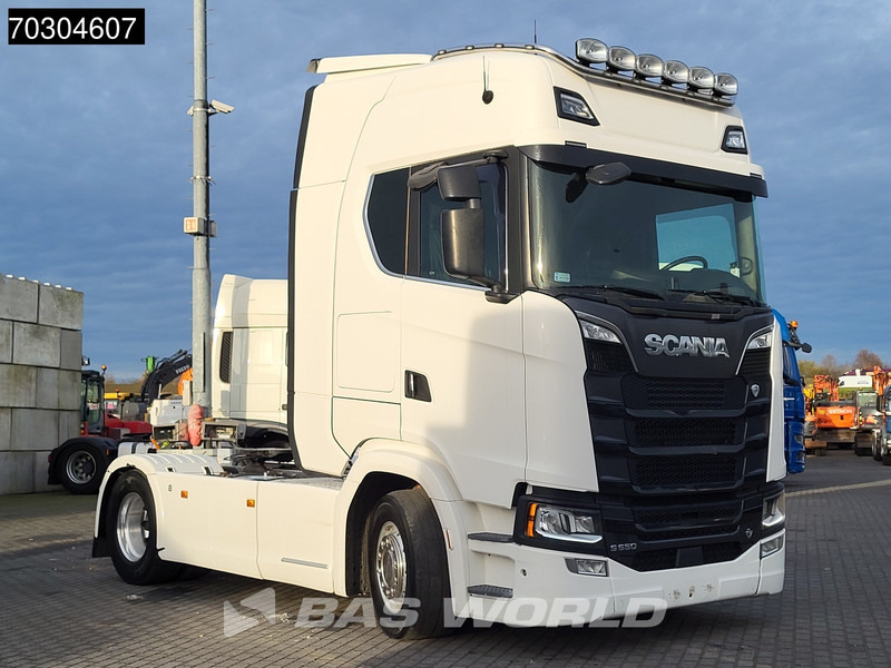 Scania S650 S 4X2 Retarder 2xTanks Leder Alcoa's Standklima - Dragbil: bild 3 Scania S650 S 4X2 Retarder 2xTanks Leder Alcoa's Standklima - Dragbil: bild 3