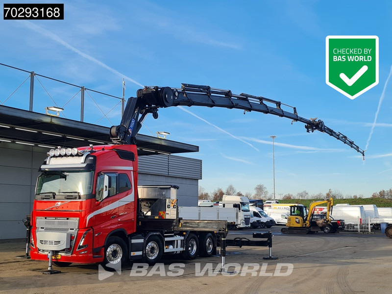 Volvo FH16 650 FH16 8X2 Tractorhead HMF 7020K-RCS Crane + Fly-Jib Lift+Steering Axle Navi ACC - Dragbil: bild 1 Volvo FH16 650 FH16 8X2 Tractorhead HMF 7020K-RCS Crane + Fly-Jib Lift+Steering Axle Navi ACC - Dragbil: bild 1