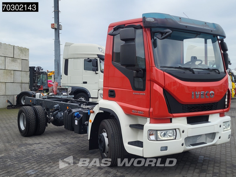 Iveco Eurocargo 180E320 4X2 NEW! 18T chassis 2017 production Euro 6 - Chassi lastbil: bild 3 Iveco Eurocargo 180E320 4X2 NEW! 18T chassis 2017 production Euro 6 - Chassi lastbil: bild 3