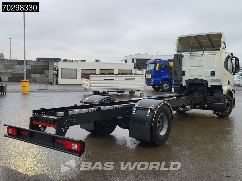 Iveco S-WAY 340 4X2 NEW! Chassis Automatic LED ACC Euro 6 - Chassi lastbil: bild 3 Iveco S-WAY 340 4X2 NEW! Chassis Automatic LED ACC Euro 6 - Chassi lastbil: bild 3
