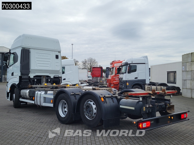 Iveco S-Way 510 6X2 Retarder Full Air Lift Axle BDF Euro 6 - Containerbil/ Växelflak lastbil: bild 2 Iveco S-Way 510 6X2 Retarder Full Air Lift Axle BDF Euro 6 - Containerbil/ Växelflak lastbil: bild 2