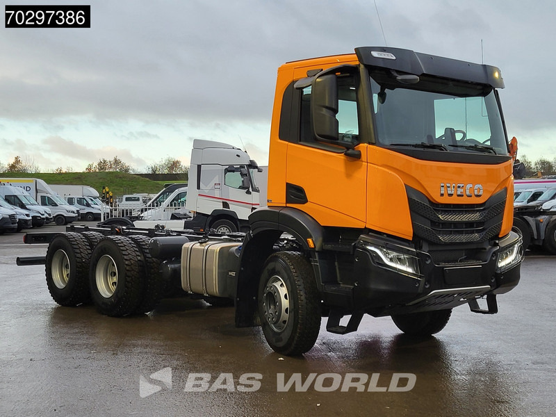 Iveco X-Way 420 6X4 NEW! OFF Chassis steelsuspension Automatic Euro 6 - Chassi lastbil: bild 3 Iveco X-Way 420 6X4 NEW! OFF Chassis steelsuspension Automatic Euro 6 - Chassi lastbil: bild 3