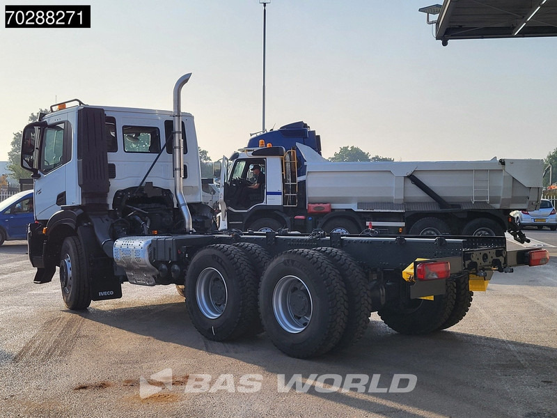Iveco X-Way 460 6X4 New! Retarder Steelsuspension Big-Axle Navi Euro 6 - Chassi lastbil: bild 2 Iveco X-Way 460 6X4 New! Retarder Steelsuspension Big-Axle Navi Euro 6 - Chassi lastbil: bild 2