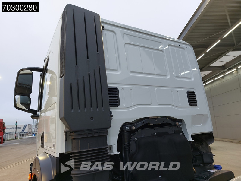 Iveco X-Way 500 X-Way 6X4 NEW 6x4 chassis Sleepercab Rear Air suspension Automatic Euro 6 - Chassi lastbil: bild 5 Iveco X-Way 500 X-Way 6X4 NEW 6x4 chassis Sleepercab Rear Air suspension Automatic Euro 6 - Chassi lastbil: bild 5