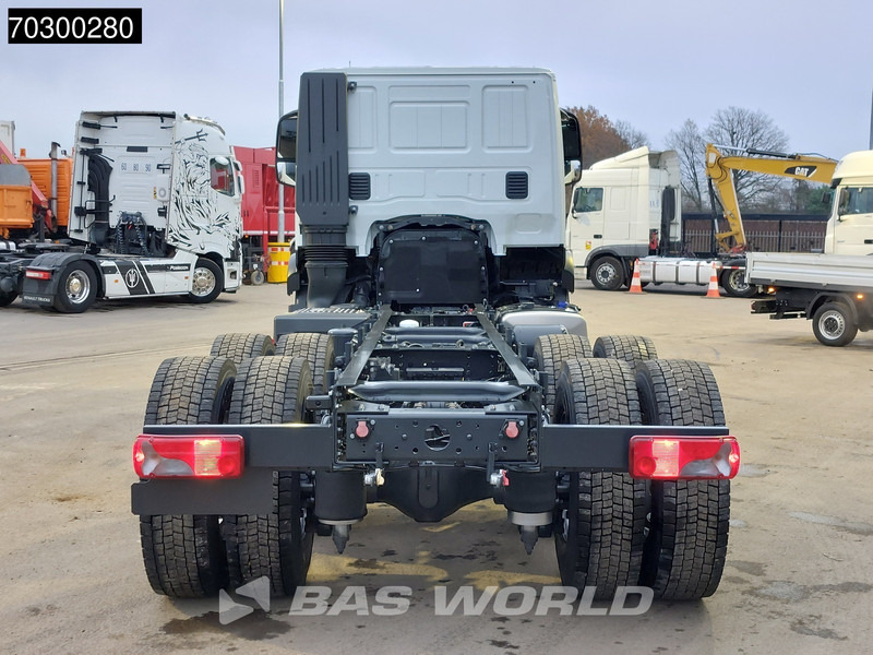 Iveco X-Way 500 X-Way 6X4 NEW 6x4 chassis Sleepercab Rear Air suspension Automatic Euro 6 - Chassi lastbil: bild 3 Iveco X-Way 500 X-Way 6X4 NEW 6x4 chassis Sleepercab Rear Air suspension Automatic Euro 6 - Chassi lastbil: bild 3