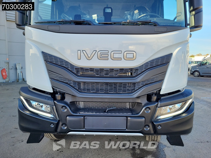 Leasa Iveco X-Way 500 X-Way 6X4 NEW 6x4 chassis Sleepercab Rear Air suspension Automatic Euro 6 Iveco X-Way 500 X-Way 6X4 NEW 6x4 chassis Sleepercab Rear Air suspension Automatic Euro 6: bild 14 Leasa Iveco X-Way 500 X-Way 6X4 NEW 6x4 chassis Sleepercab Rear Air suspension Automatic Euro 6 Iveco X-Way 500 X-Way 6X4 NEW 6x4 chassis Sleepercab Rear Air suspension Automatic Euro 6: bild 14