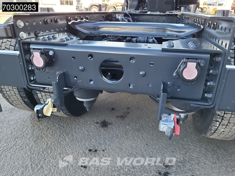 Leasa Iveco X-Way 500 X-Way 6X4 NEW 6x4 chassis Sleepercab Rear Air suspension Automatic Euro 6 Iveco X-Way 500 X-Way 6X4 NEW 6x4 chassis Sleepercab Rear Air suspension Automatic Euro 6: bild 10 Leasa Iveco X-Way 500 X-Way 6X4 NEW 6x4 chassis Sleepercab Rear Air suspension Automatic Euro 6 Iveco X-Way 500 X-Way 6X4 NEW 6x4 chassis Sleepercab Rear Air suspension Automatic Euro 6: bild 10
