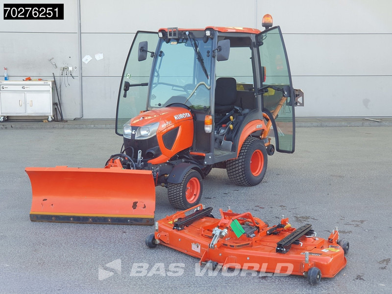 Kubota BX231 D-C C10 4X4 4x4 - INCL ATTACHMENTS - Traktor: bild 5 Kubota BX231 D-C C10 4X4 4x4 - INCL ATTACHMENTS - Traktor: bild 5